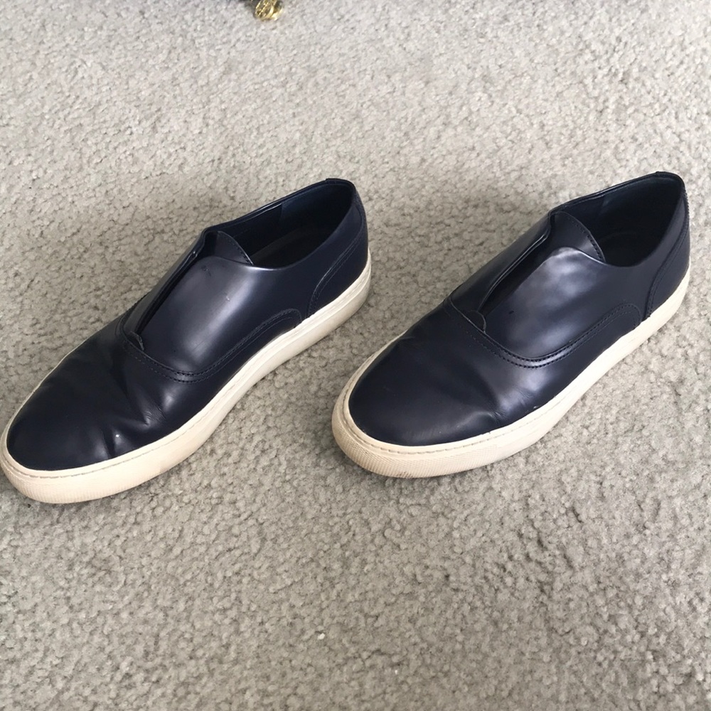 Vince Navy sneakers